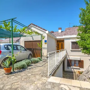 Appartamento Marja -, Njivice